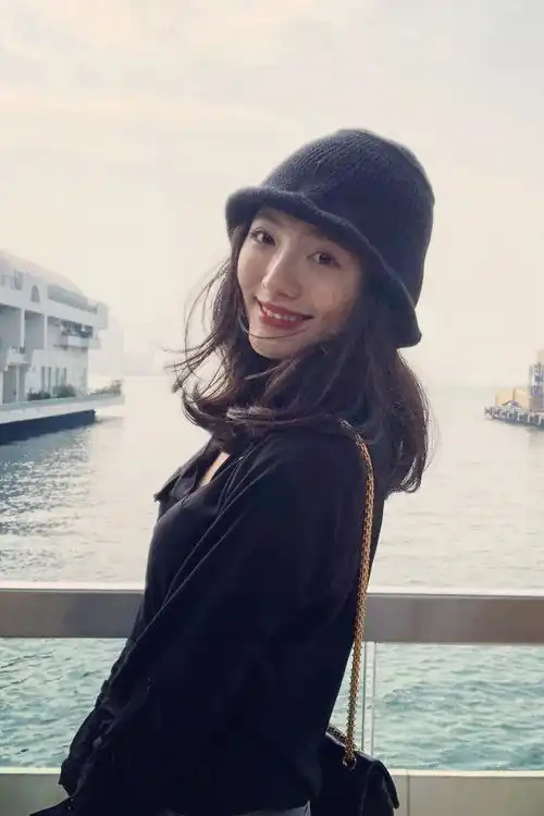 Tạ Cẩn
