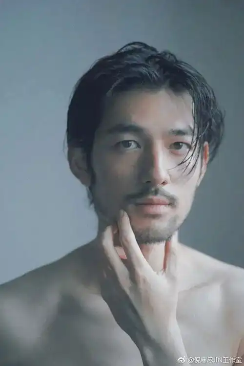 Nghê Hàn 尽