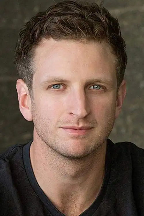 Aaron Glenane