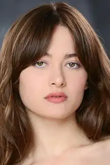 Chloe Avakian