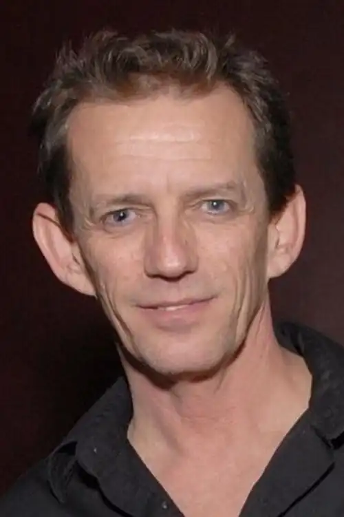 Ezra Buzzington