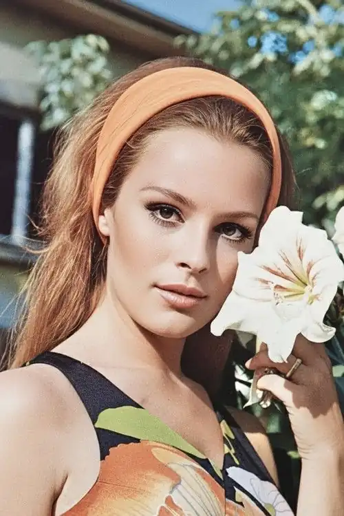 Hülya Koçyiğit