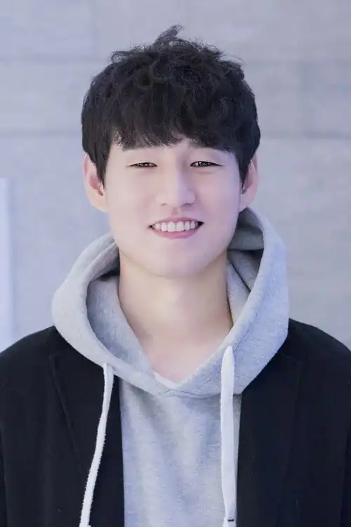 Kang Woo Jung