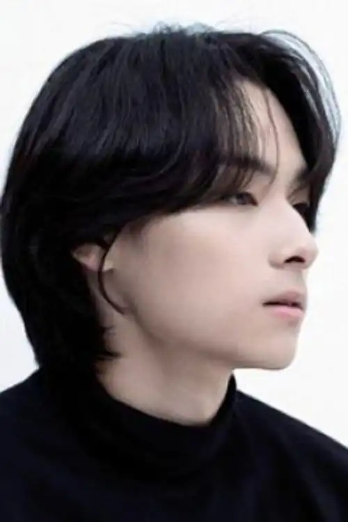 Lee Hwan