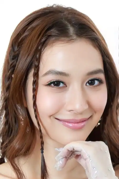 Mew Nittha Jirayungyurn