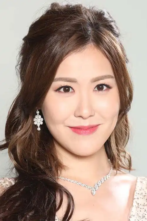 Moon Lau