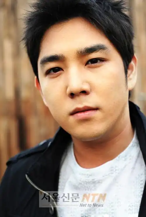 Youngwoon Kim