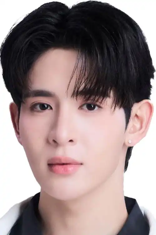 James Supamongkon Wongwisut